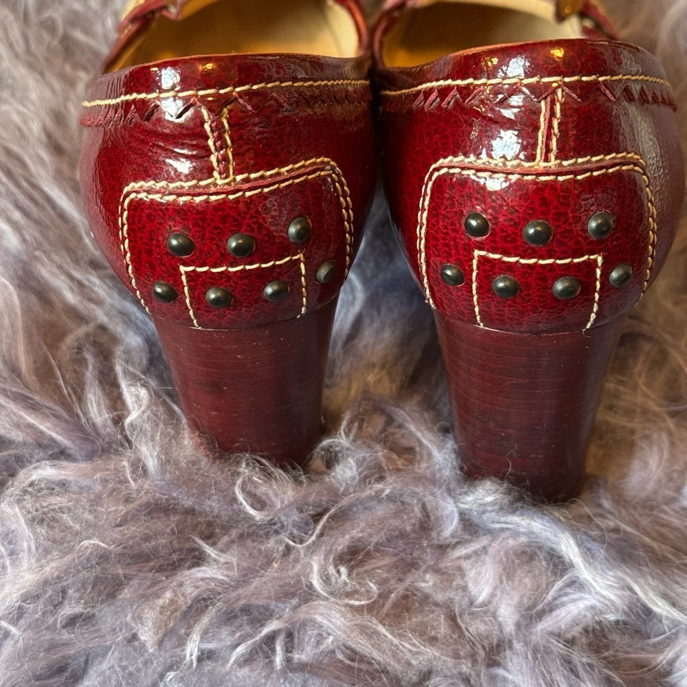 Tod's Burgundy Leather Women's Loafers - Picture 7 of 8